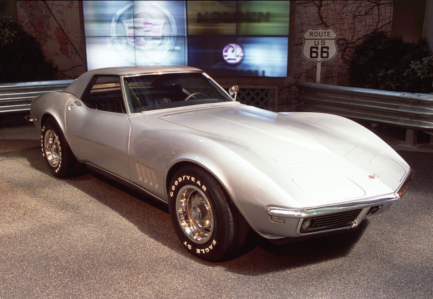 1968 Corvette in Silverstone Silver
